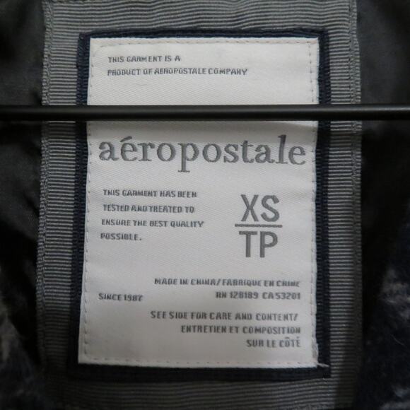 Aeropostale Womens Sz XS Blue Black Plaid Wool Blend Coat Large Button - Picture 4 of 5